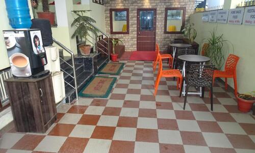 Hotel Foreigners Inn Varanasi